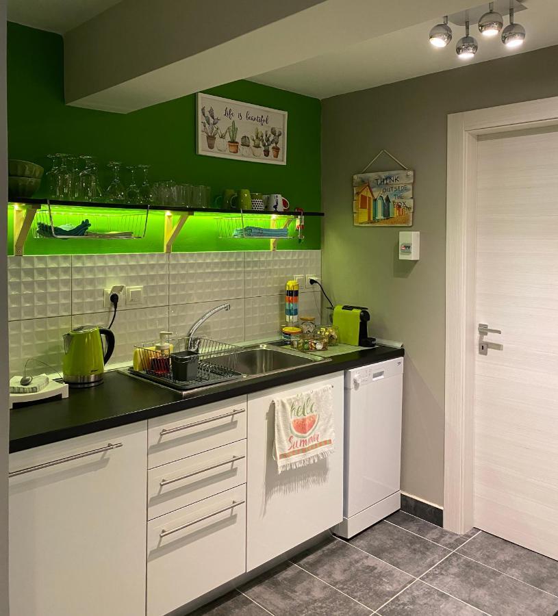 Paneon Apartments Nea Iraklitsa Экстерьер фото